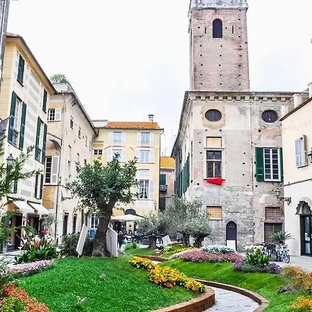 Ampio Per 9 Persone A Pochi Passi Dal Mare Albenga