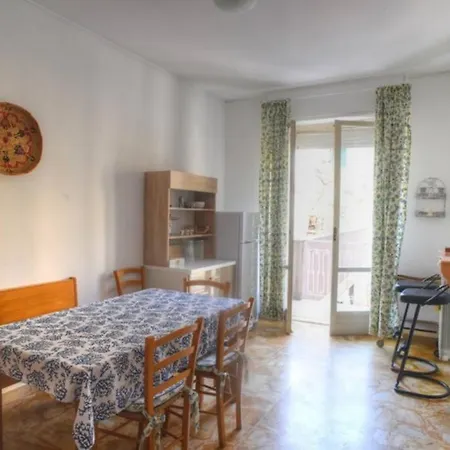 Ampio Per 9 Persone A Pochi Passi Dal Mare *