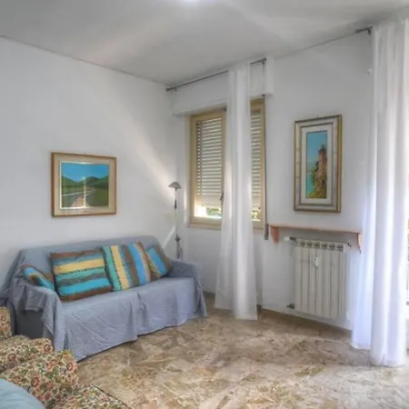 Ampio Per 9 Persone A Pochi Passi Dal Mare * אלבניה