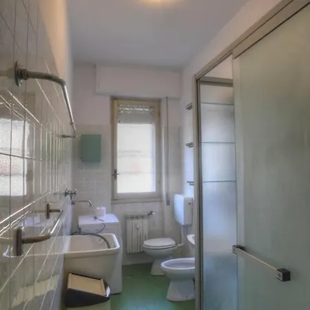 דירה Ampio Per 9 Persone A Pochi Passi Dal Mare אלבניה